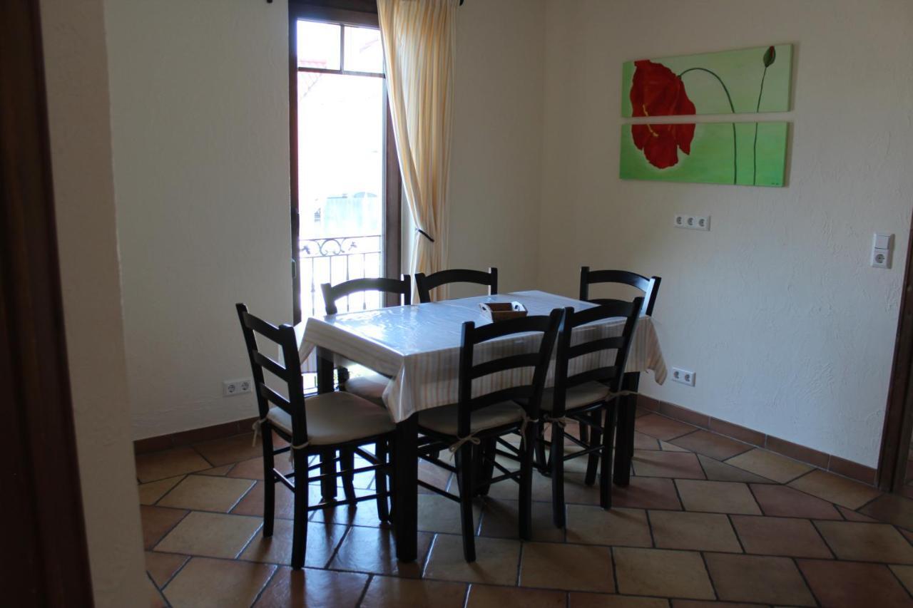 רוסט Pension Vanii, Apartments מראה חיצוני תמונה